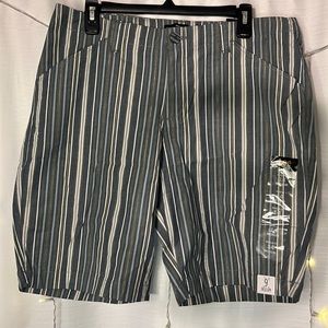 Multicolor Striped Shorts (14)